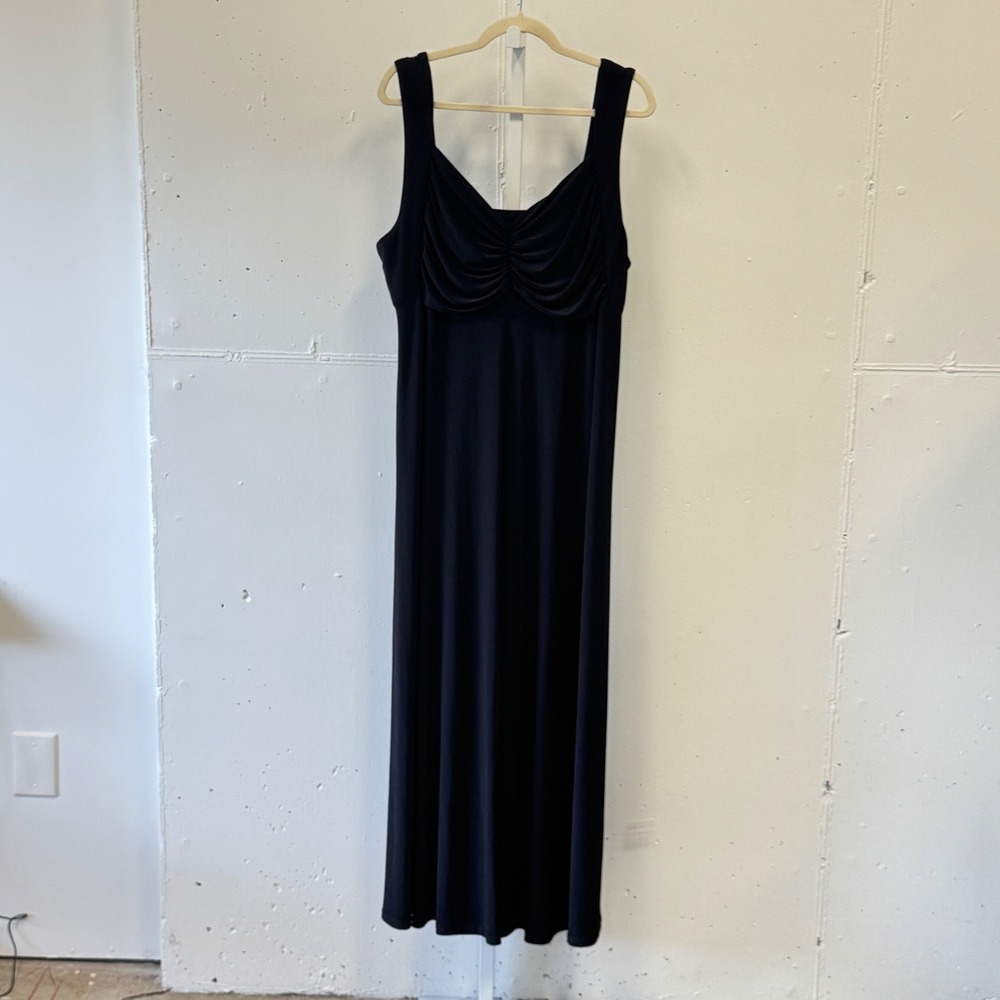 Vikki Vi Black Ruched Sweetheart Neck Sleeveless Maxi Dress Plus Size‎ 1X Jersey